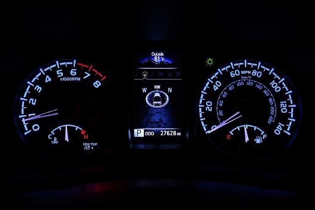 2020 Toyota Tacoma 4WD Vehicle Photo in DALLAS, TX 75235