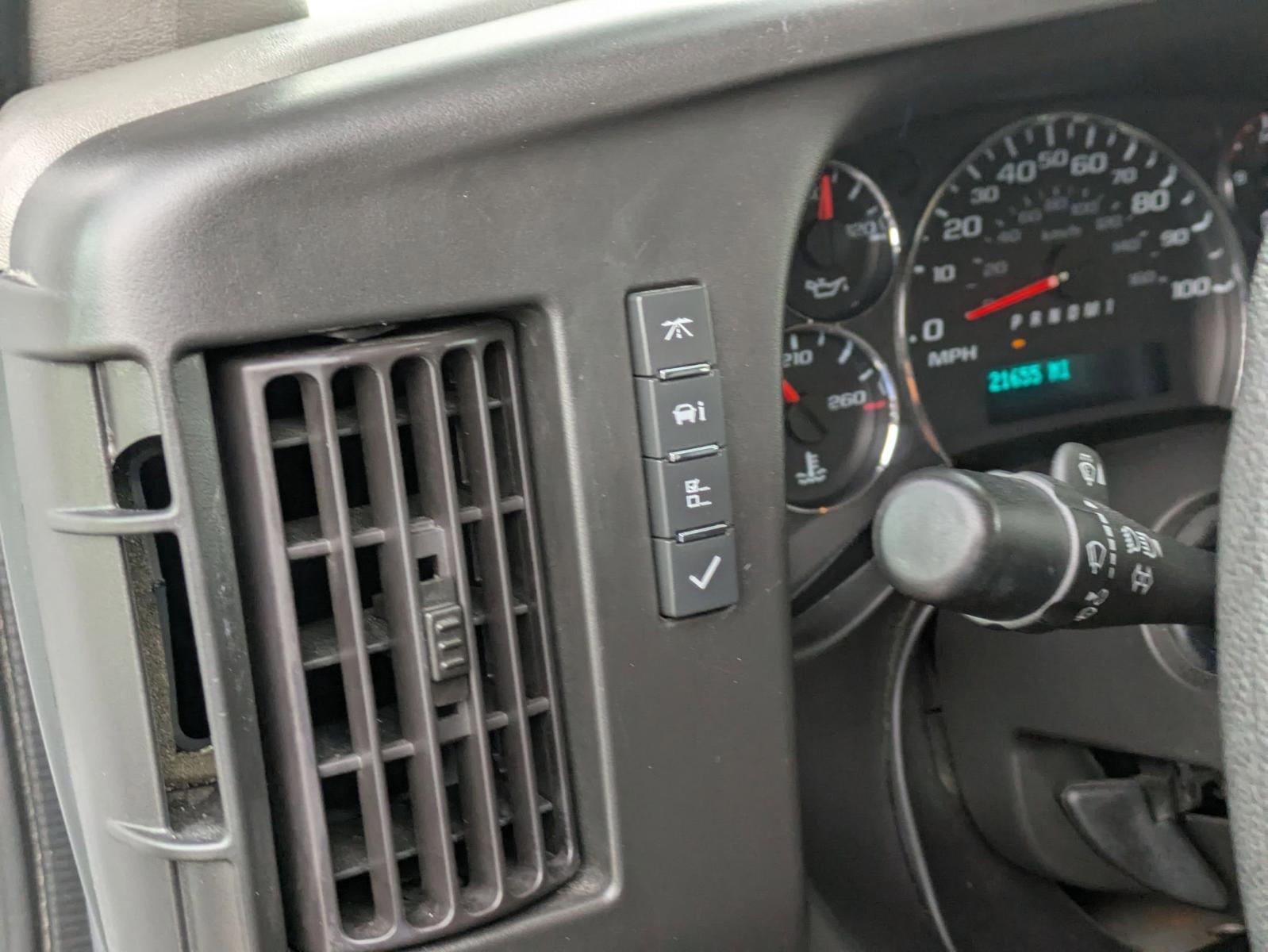 2023 Chevrolet Express Cargo 2500 Vehicle Photo in SELMA, TX 78154-1460