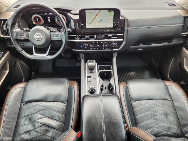2022 Nissan Pathfinder Vehicle Photo in DENTON, TX 76210-9321