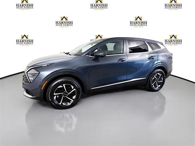 2024 Kia Sportage Hybrid Vehicle Photo in Everett, WA 98204