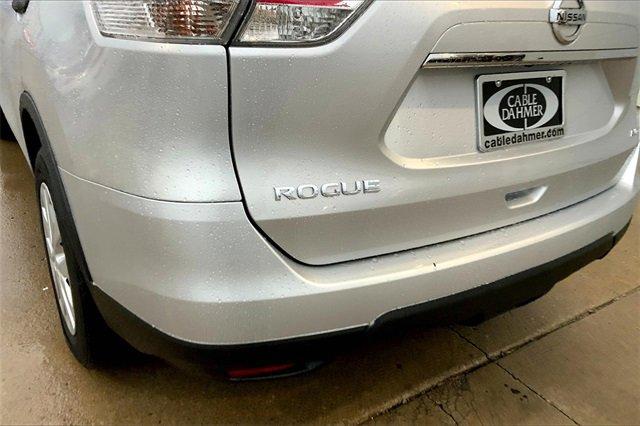 2016 Nissan Rogue Vehicle Photo in TOPEKA, KS 66609-0000