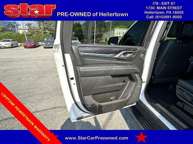 2021 GMC Yukon XL Vehicle Photo in Hellertown, PA 18055