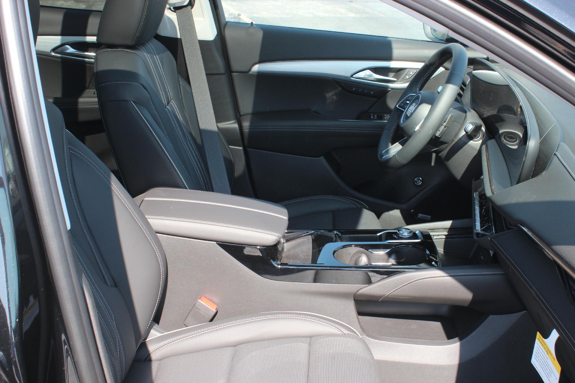 2024 Buick Envision Vehicle Photo in AURORA, CO 80012-4011