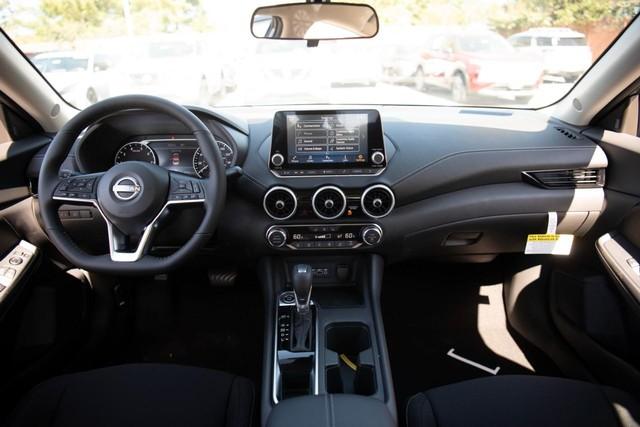 2025 Nissan Sentra Vehicle Photo in Ballwin, MO 63011