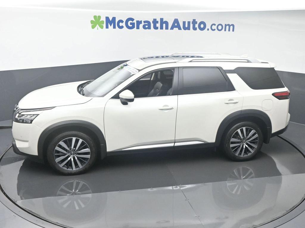 2022 Nissan Pathfinder Vehicle Photo in Cedar Rapids, IA 52402