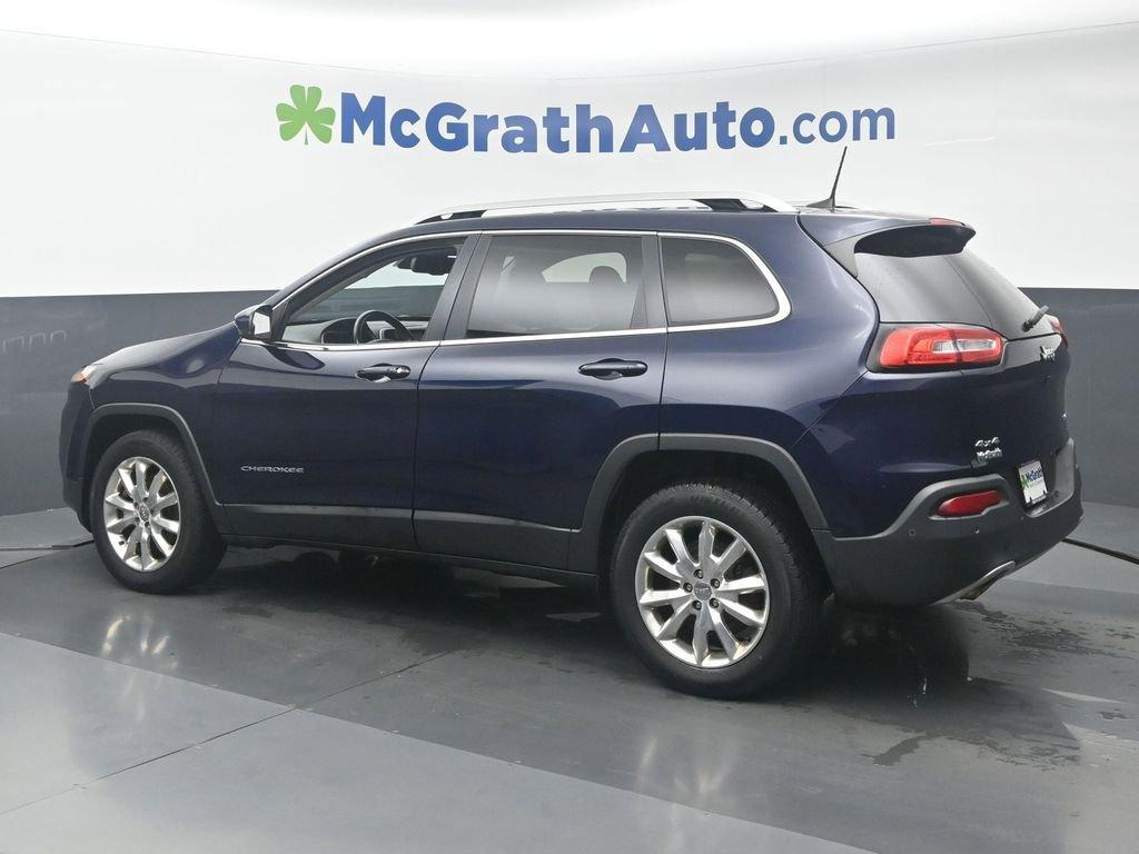 2016 Jeep Cherokee Vehicle Photo in Marion, IA 52302
