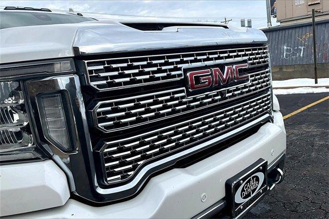 2021 GMC Sierra 2500 HD Vehicle Photo in TOPEKA, KS 66609-0000