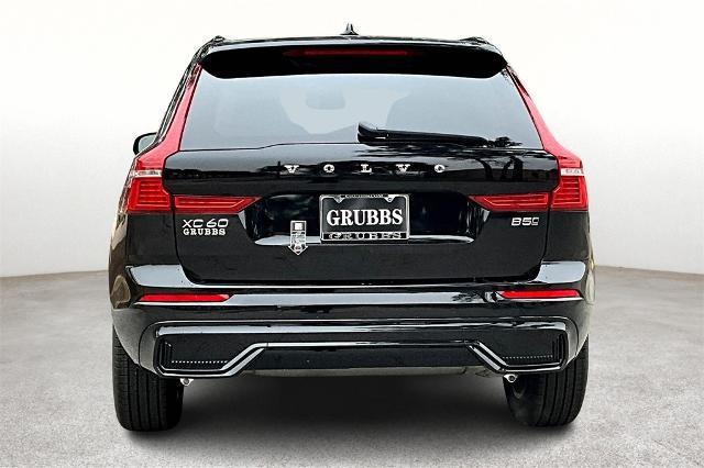 2025 Volvo XC60 Vehicle Photo in Houston, TX 77007