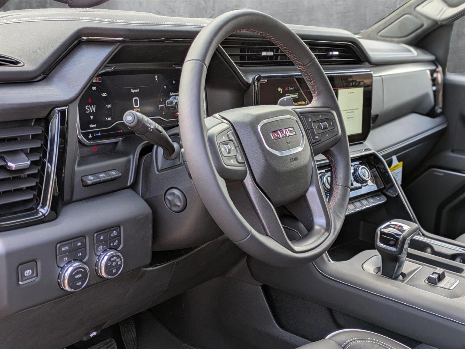 2024 GMC Sierra 1500 Vehicle Photo in GOLDEN, CO 80401-3850