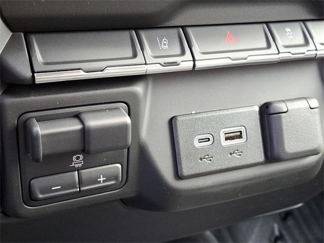 2024 Chevrolet Silverado 3500 HD Vehicle Photo in BERLIN, MD 21811-1121