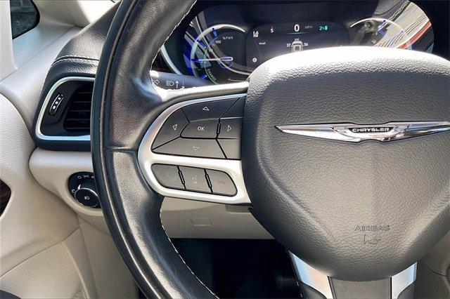 2022 Chrysler Pacifica Vehicle Photo in INDEPENDENCE, MO 64055-1314