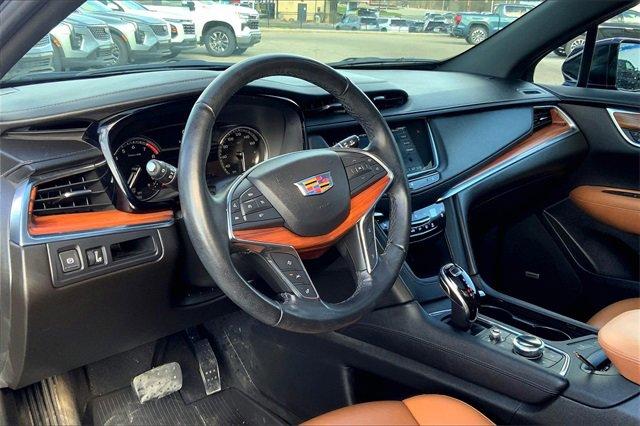 2021 Cadillac XT5 Vehicle Photo in TOPEKA, KS 66609-0000