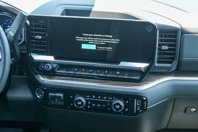 2025 Chevrolet Silverado 1500 Vehicle Photo in VENTURA, CA 93003-8585