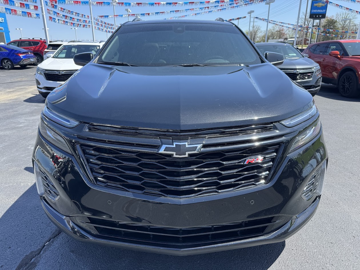 2024 Chevrolet Equinox Vehicle Photo in BOONVILLE, IN 47601-9633