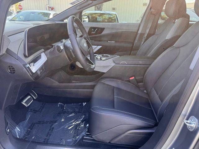 2025 Cadillac OPTIQ Vehicle Photo in DELRAY BEACH, FL 33483-3294