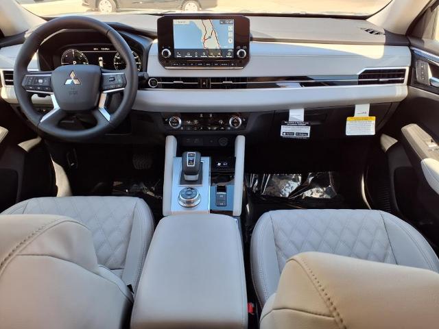 2025 Mitsubishi Outlander Plug-In Hybrid Vehicle Photo in Tampa, FL 33612