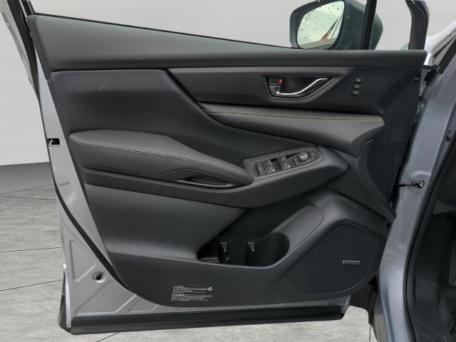 2025 Subaru Ascent Vehicle Photo in Green Bay, WI 54304