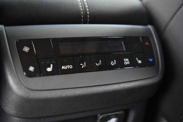 2025 Nissan Pathfinder Vehicle Photo in Ballwin, MO 63011