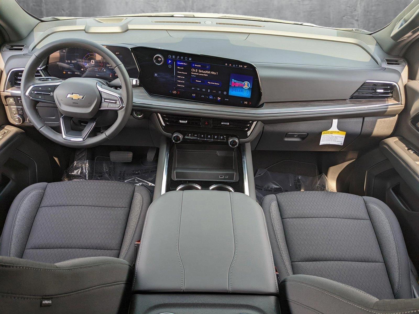 2025 Chevrolet Suburban Vehicle Photo in MIAMI, FL 33134-2699