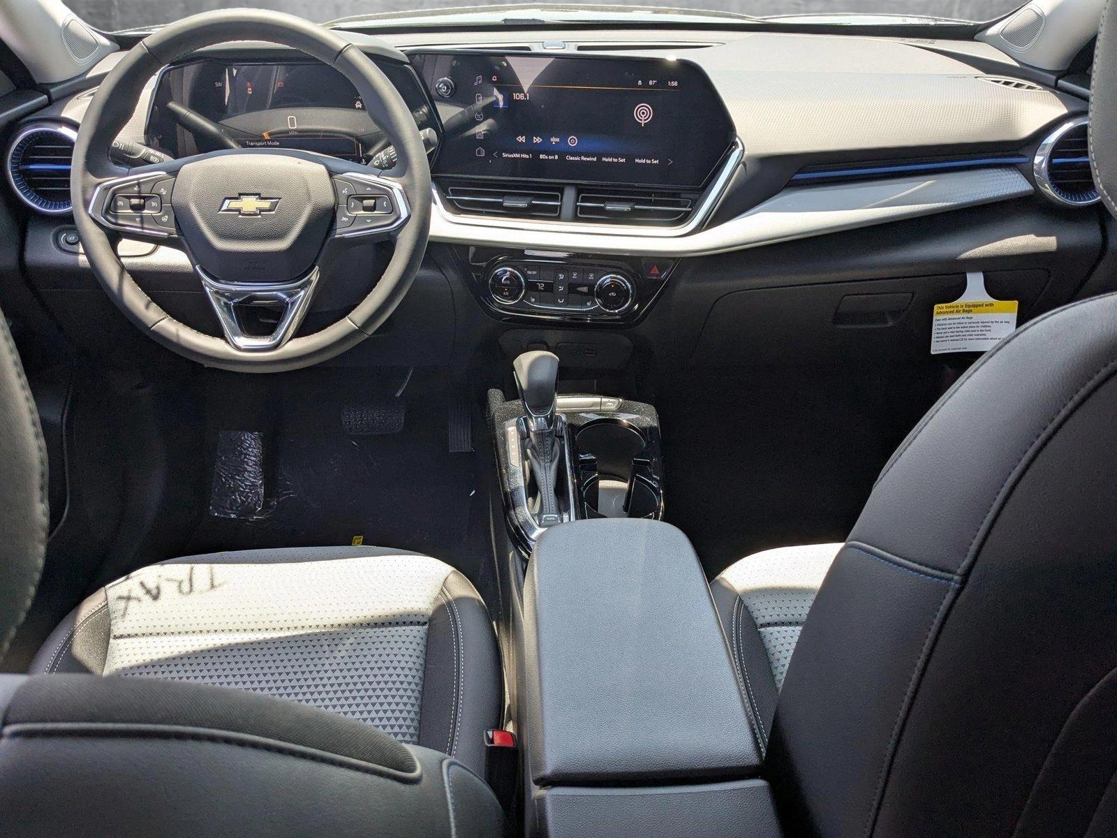 2025 Chevrolet Trax Vehicle Photo in PEMBROKE PINES, FL 33024-6534