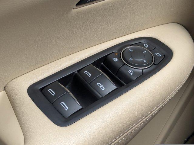2018 Cadillac XT5 Vehicle Photo in BRUNSWICK, GA 31525-1881