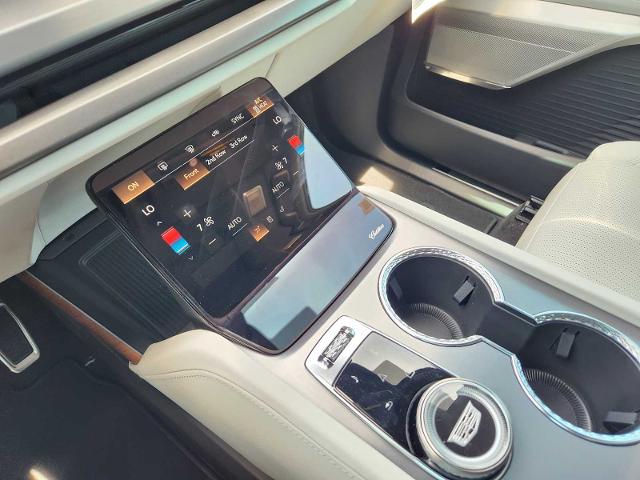 2026 Cadillac VISTIQ Vehicle Photo in HOUSTON, TX 77079