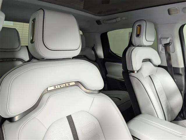 2023 Rivian R1T Vehicle Photo in ENGLEWOOD, CO 80113-6708