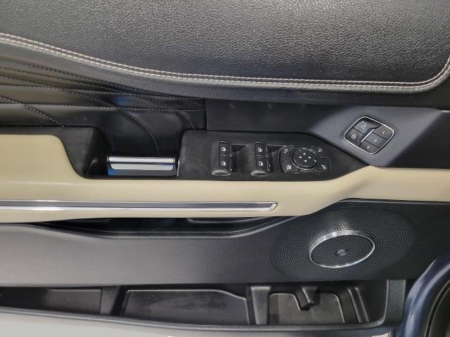 2019 Ford Expedition Vehicle Photo in APPLETON, WI 54914-4656