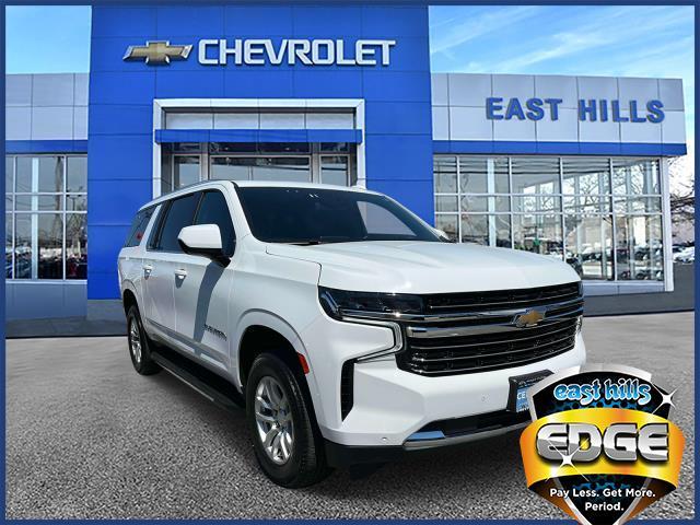 2023 Chevrolet Suburban Vehicle Photo in Roslyn, NY 11576