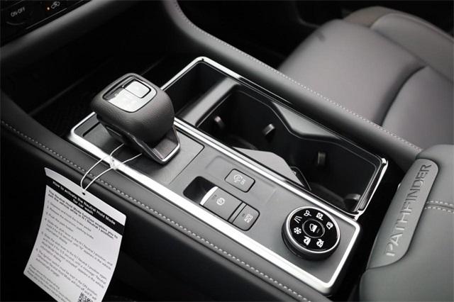 2025 Nissan Pathfinder Vehicle Photo in Hazelwood, MO 63042