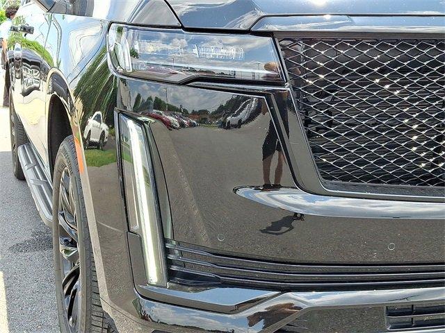 2024 Cadillac Escalade ESV Vehicle Photo in ALLENTOWN, PA 18103-7399