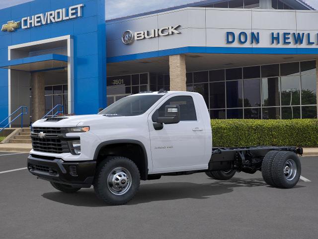 2025 Chevrolet Silverado 3500 HD Chassis Cab Vehicle Photo in GEORGETOWN, TX 78626-7508