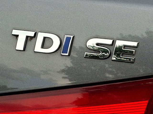 2013 Volkswagen Passat Vehicle Photo in DANBURY, CT 06810-5034