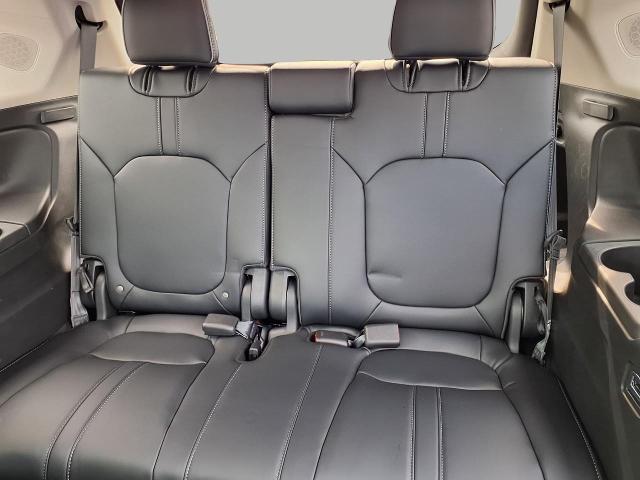 2025 Honda Pilot Vehicle Photo in Oshkosh, WI 54904