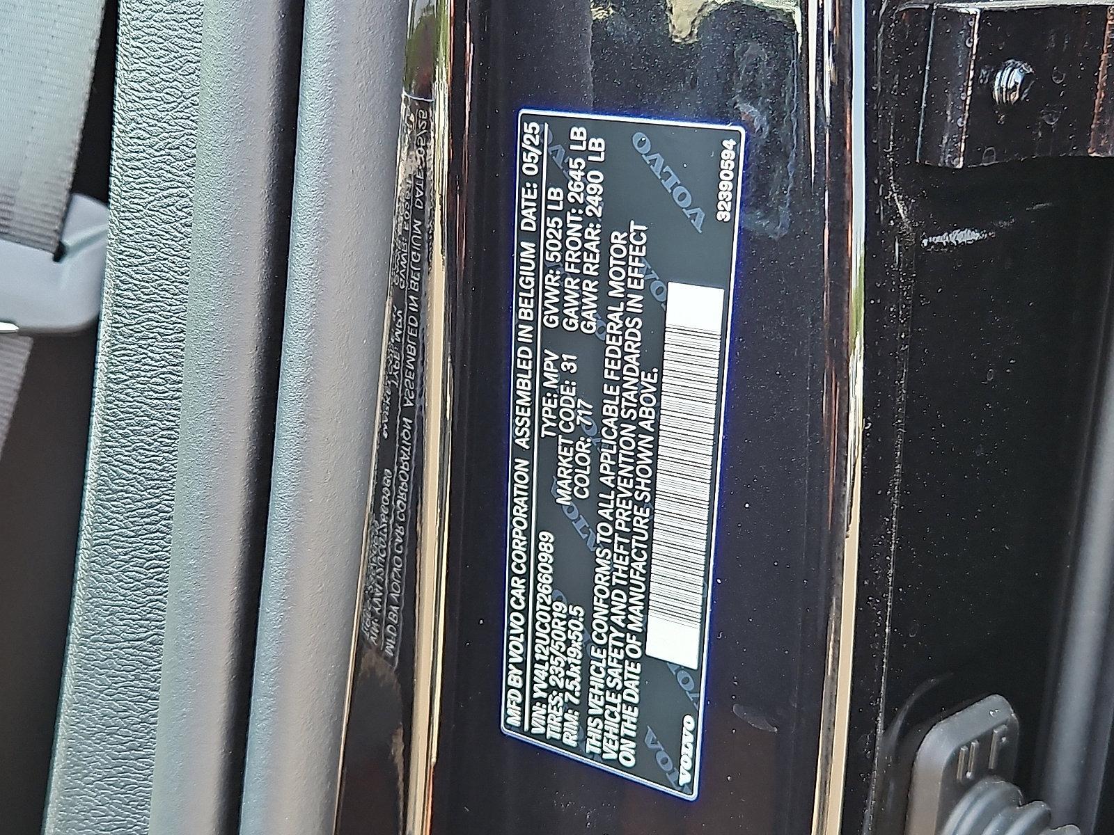 2026 Volvo XC40 Vehicle Photo in Trevose, PA 19053