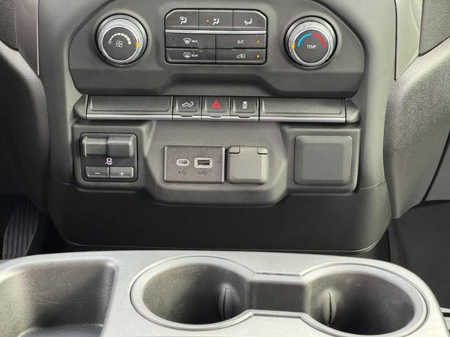 2023 Chevrolet Silverado 2500 HD Vehicle Photo in COLUMBIA, MO 65203-3903
