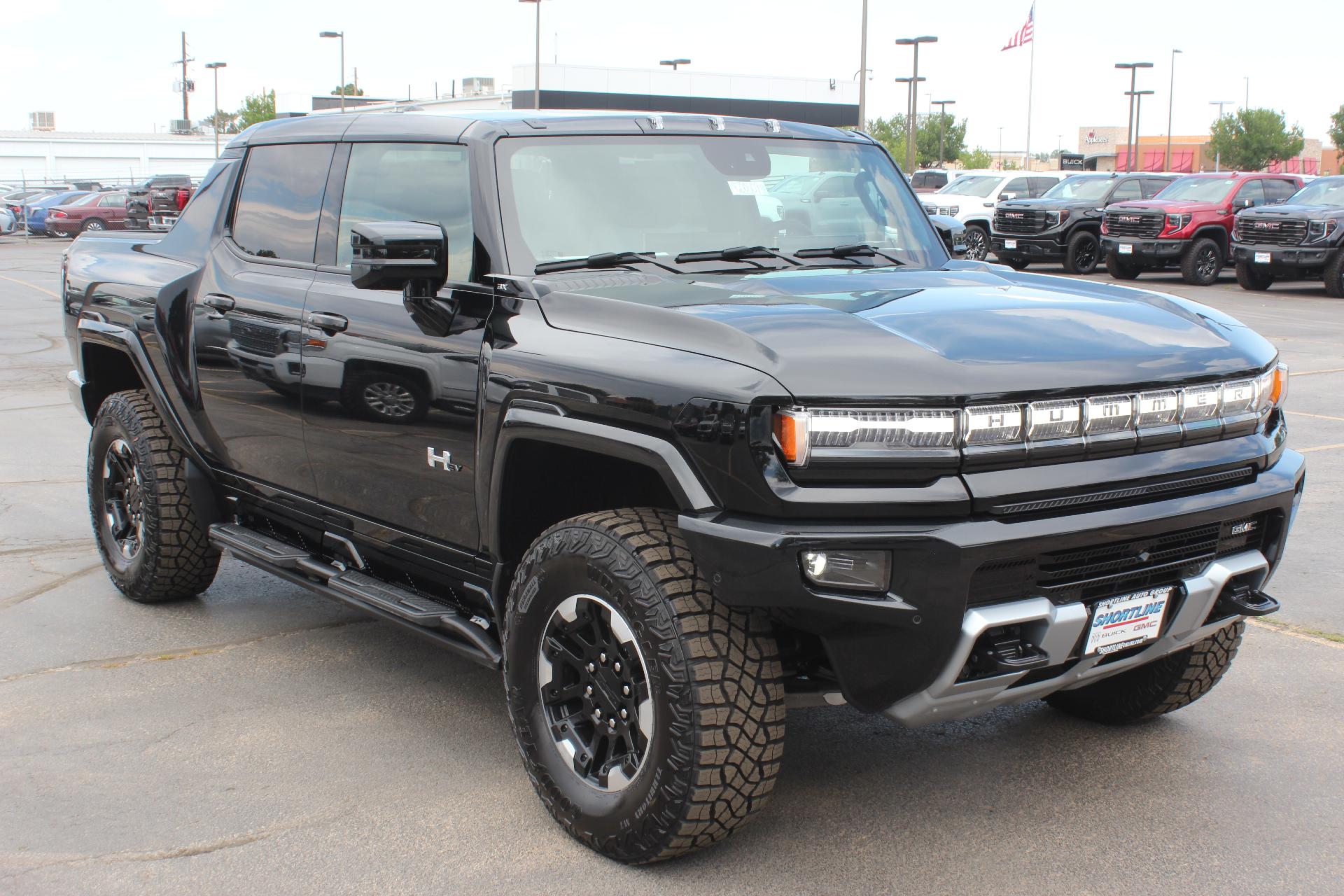 2025 GMC HUMMER EV Pickup Vehicle Photo in AURORA, CO 80012-4011