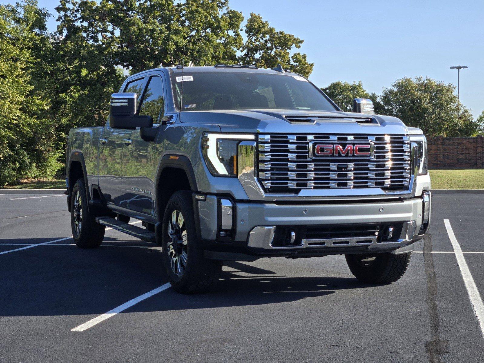 2025 GMC Sierra 2500 HD Vehicle Photo in DALLAS, TX 75209-3016