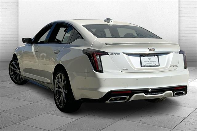 2025 Cadillac CT5 Vehicle Photo in KANSAS CITY, MO 64114-4545