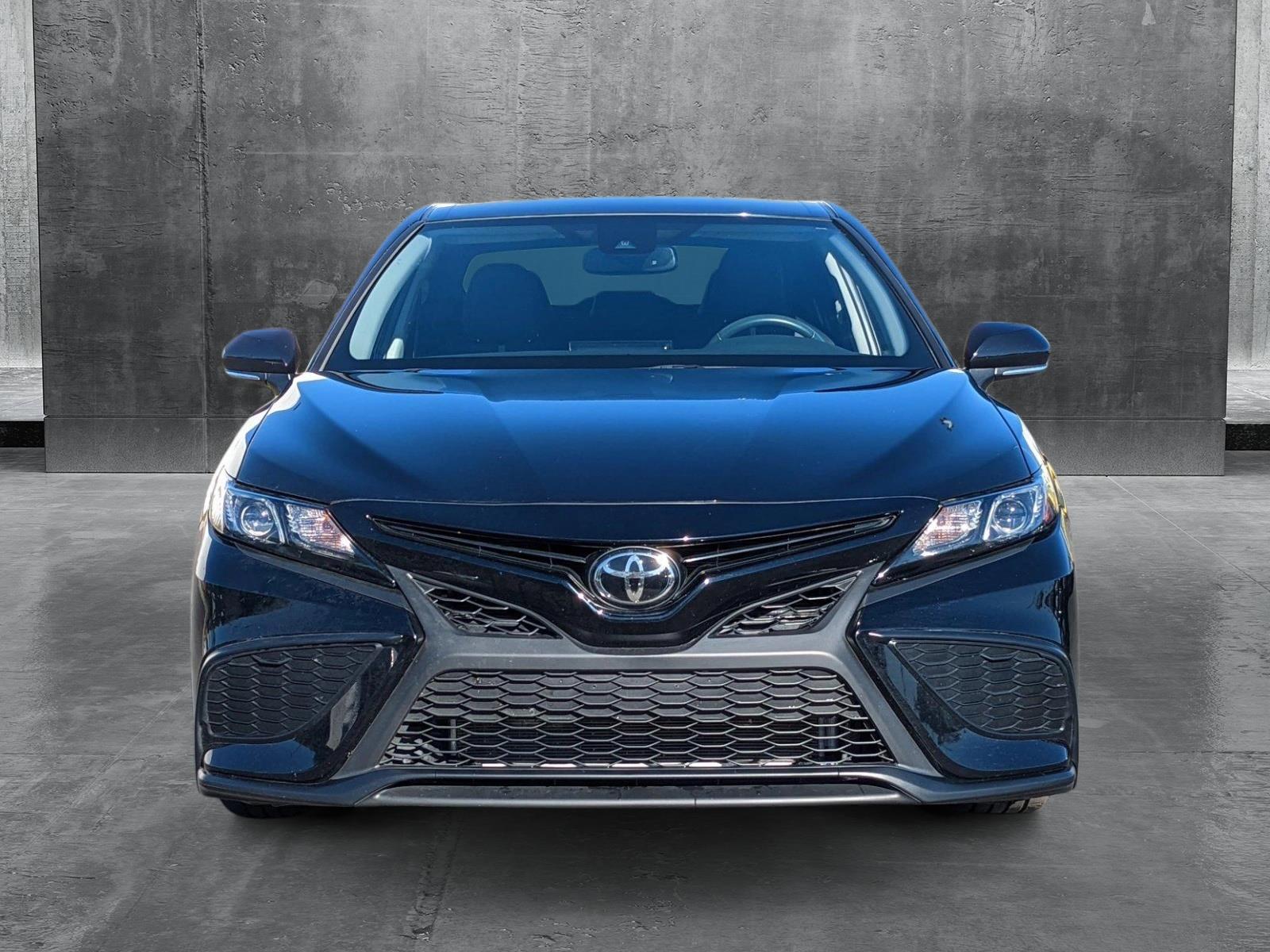 2022 Toyota Camry Vehicle Photo in VALENCIA, CA 91355-1705