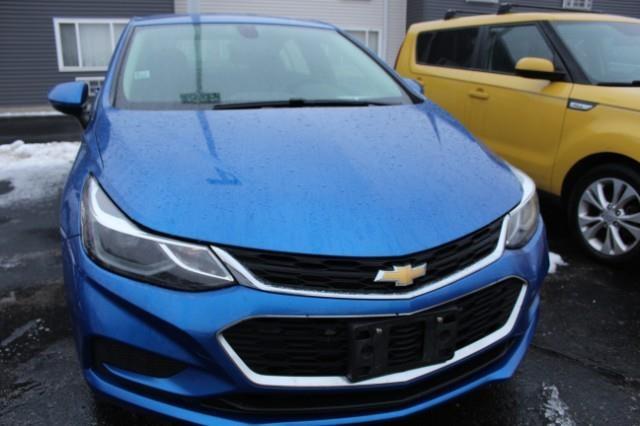 2017 Chevrolet Cruze Vehicle Photo in Green Bay, WI 54304