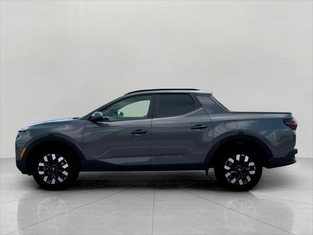 2025 Hyundai SANTA CRUZ Vehicle Photo in Green Bay, WI 54304