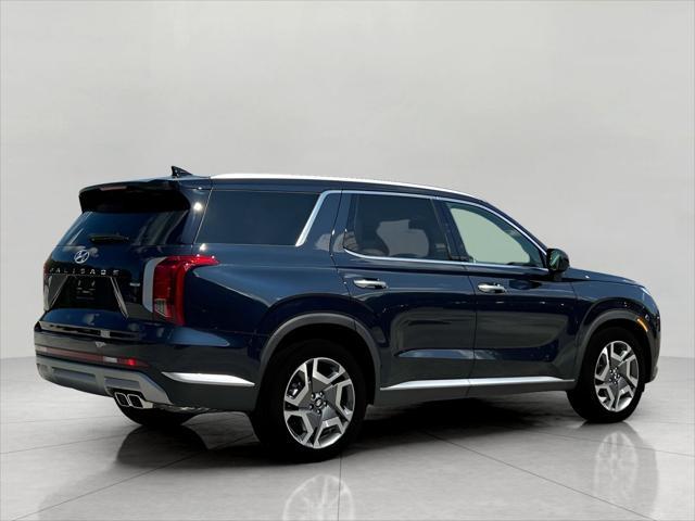 2025 Hyundai PALISADE Vehicle Photo in Green Bay, WI 54304