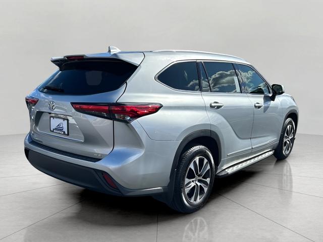 2022 Toyota Highlander Vehicle Photo in MIDDLETON, WI 53562-1492