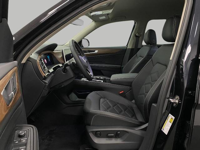 2025 Volkswagen Atlas Vehicle Photo in Appleton, WI 54913