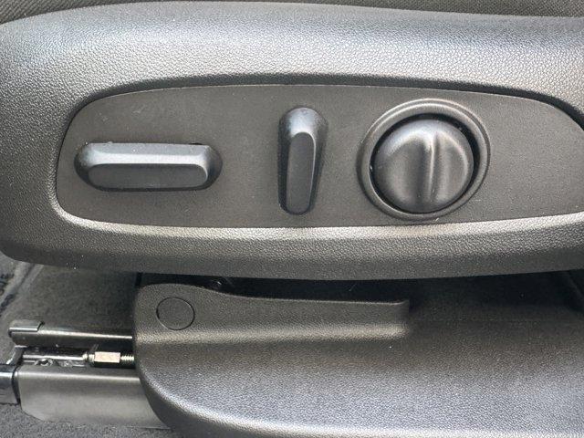 2023 GMC Acadia Vehicle Photo in LEOMINSTER, MA 01453-2952