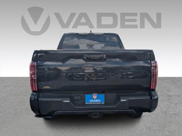 2022 Toyota Tundra 4WD Vehicle Photo in BRUNSWICK, GA 31525-1881