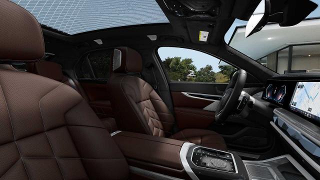 2025 BMW 760i xDrive Vehicle Photo in GRAPEVINE, TX 76051