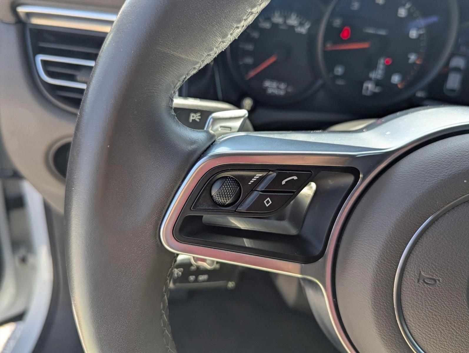 2019 Porsche Macan Vehicle Photo in Delray Beach, FL 33444
