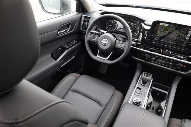 2025 Nissan Pathfinder Vehicle Photo in Hazelwood, MO 63042
